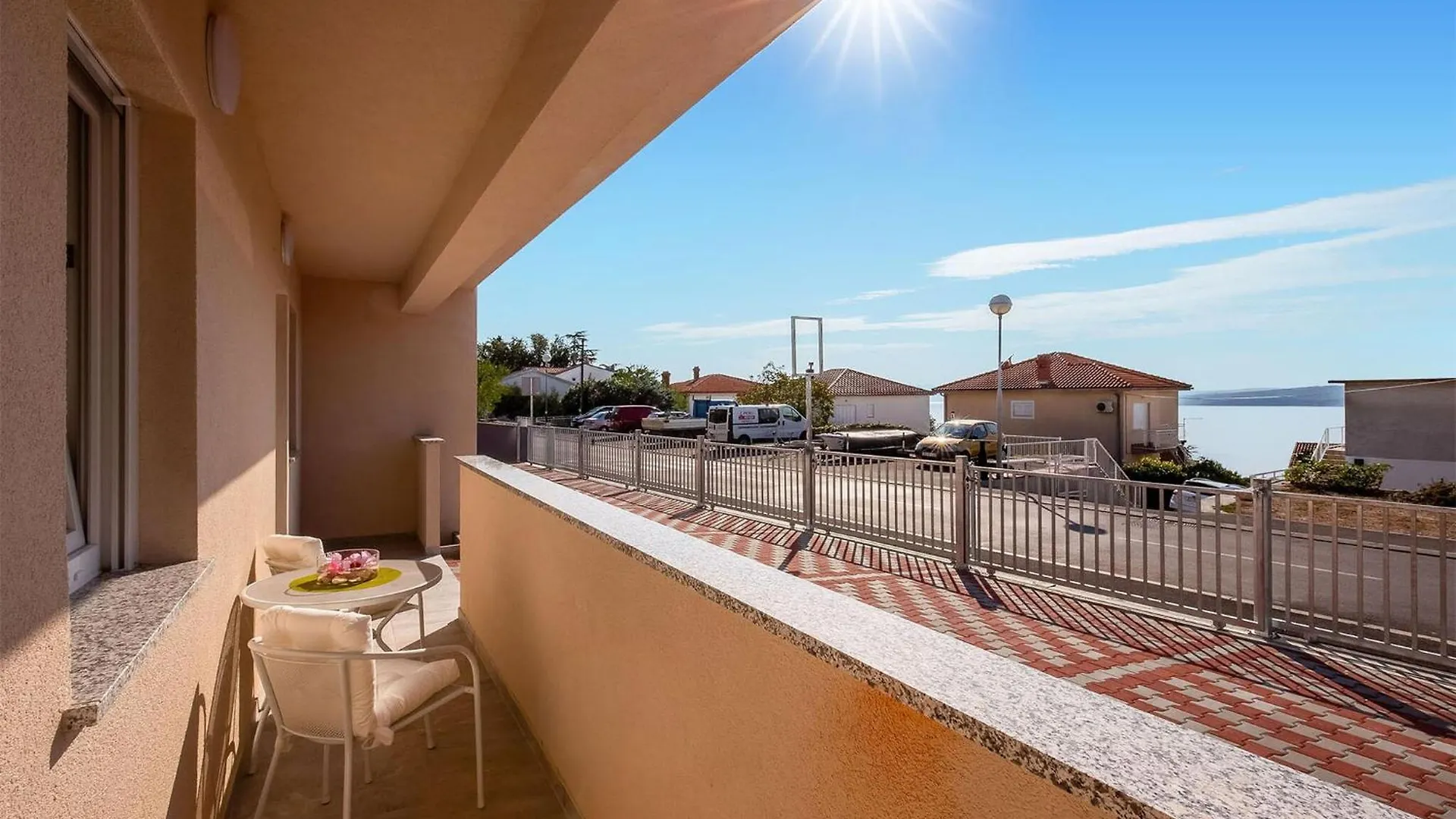 Lovely Apartment In Dramalj With Kitchen